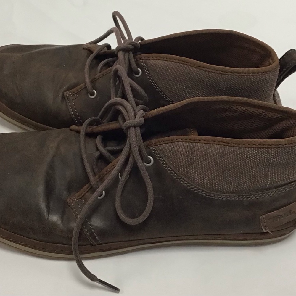 Teva Men's Brown Leather Slip-On Shoes - Picture 2 of 6